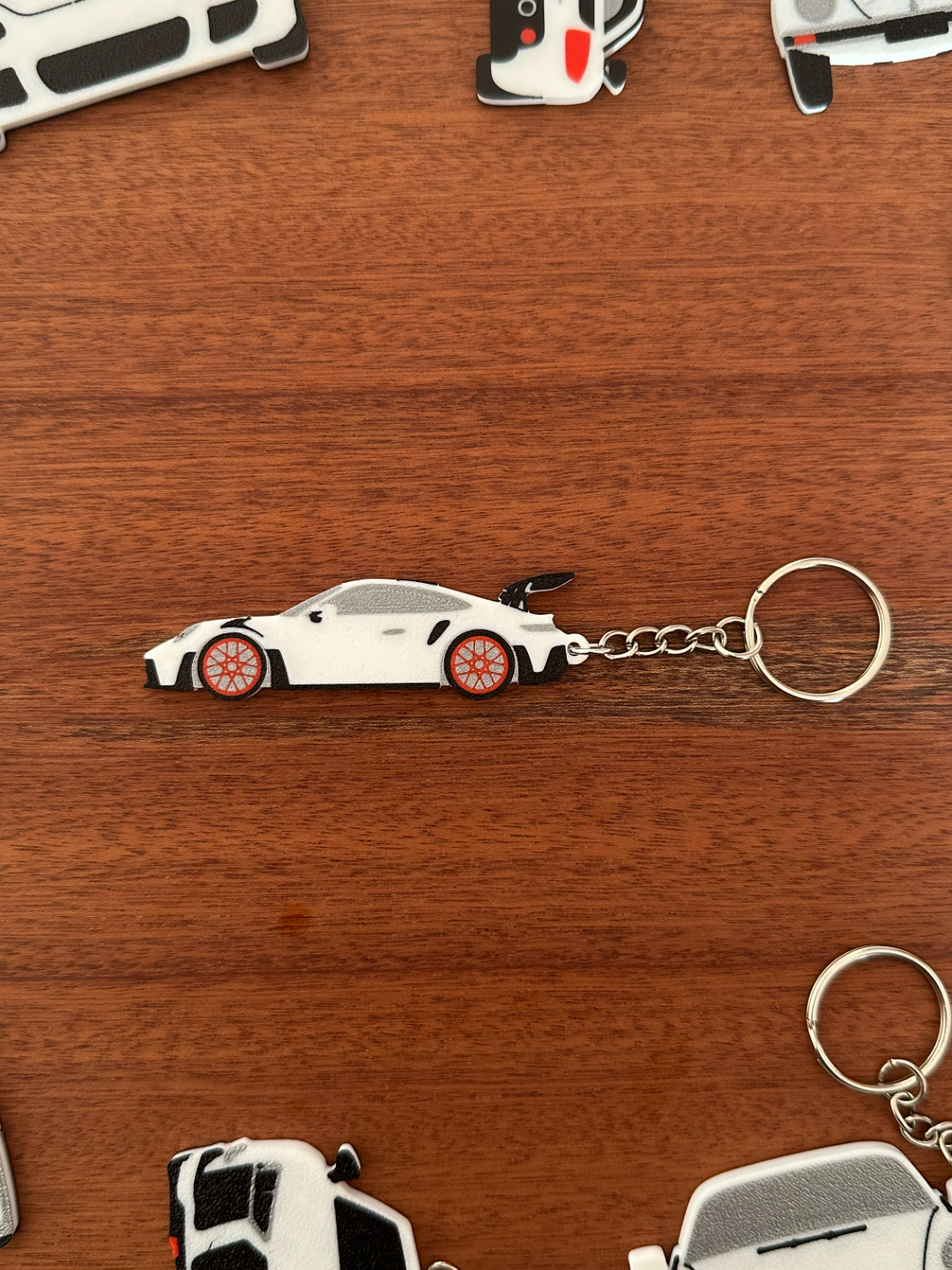 Porsche 911 GT3 RS keychain.