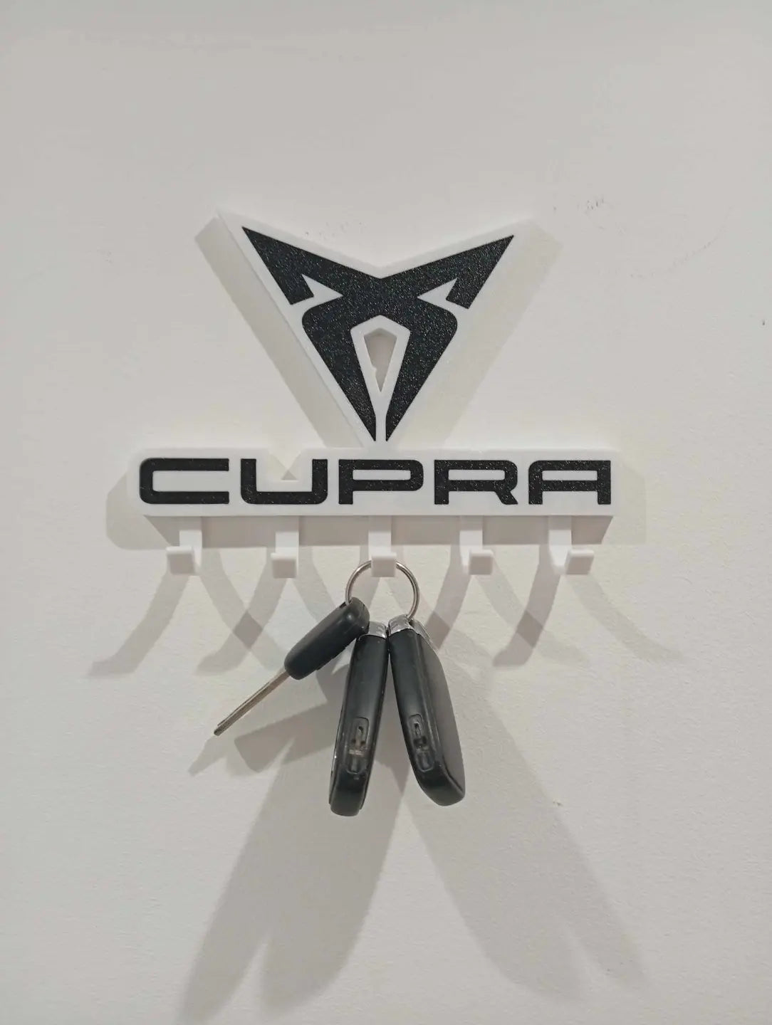 Car logo keys holder